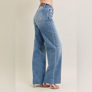 193 NWT Judy Blue Baggy Wide Leg High Rise Raw Hem Jeans Light Wash 27